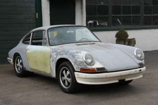 1966 Porsche 912 Karmann Coupe / 911 Engine With 5 Speed Transmission And Webers photo