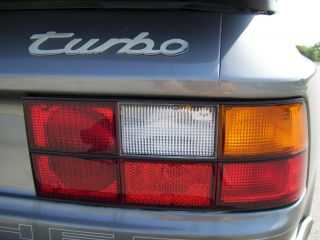 1987 Porsche 944 Turbo photo