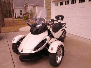 2011 Can - Am Spyder Rs (se - 5) photo