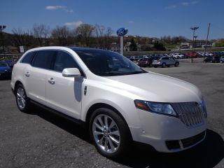 2012 Lincoln Mkt Awd Ecoboost Rear Camera photo