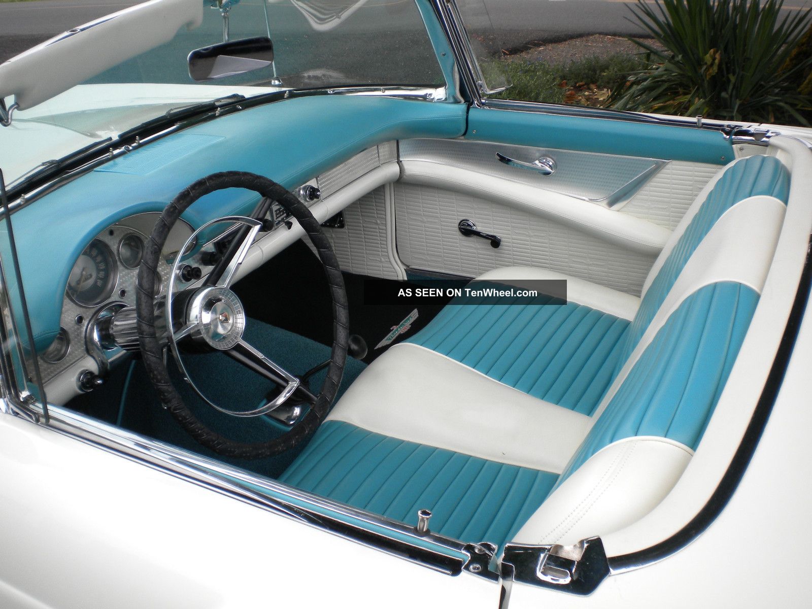 1957 Ford interior paint