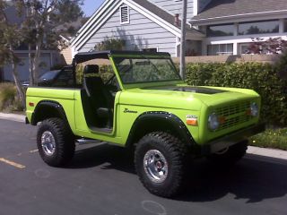 Immaculate 1971 Ford Bronco 302 V8 2 / 4 Wheel Drive In 2008 photo