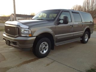 2003 Ford Excursion Limited Sport Utility 4 - Door 6.  0l photo