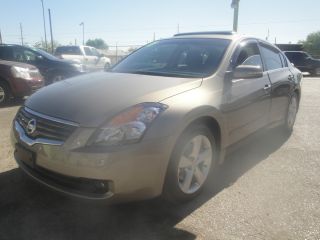 2007 Nissan Altima Se (v6 Model With And Almost Michelin Tires photo