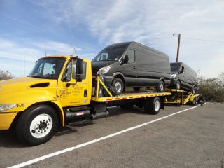 2005 International 4300 Dt466 Flatbed Tow Truck photo