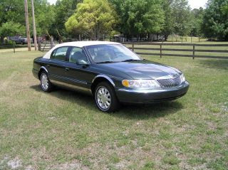 1999 Lincoln Continental - Green photo