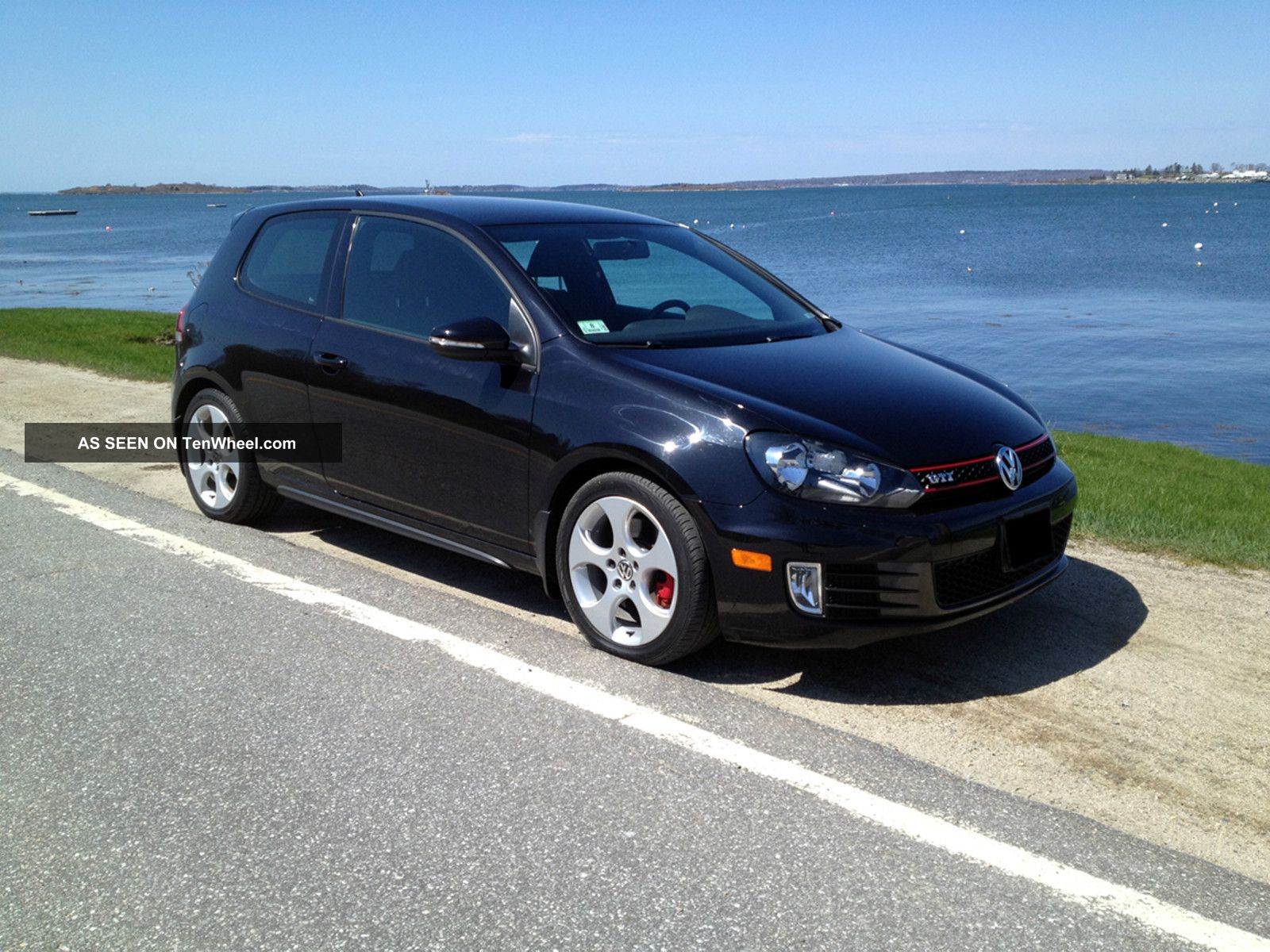 2010 Volkswagen Gti 2 - Door 2.  0l Nearly Other photo