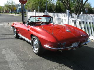 Chevrolet Corvette 1964 Convertible Red photo