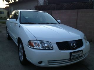 2005 Nissan Sentra Special Edition Only 40k. photo