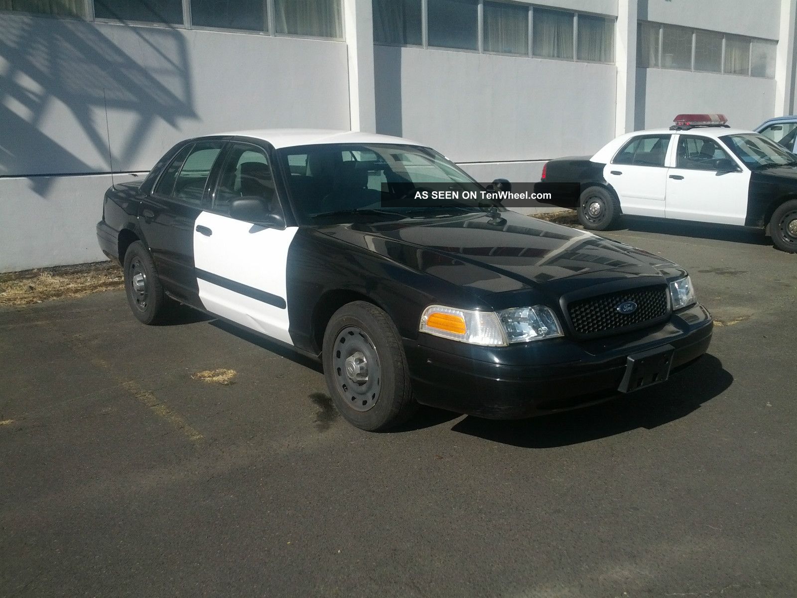 2005 Ford police interceptor owners manual #4