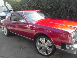1982 Buick Riviera Classic Candy Red Black 2 Door Chevy Engine Custom Donk photo
