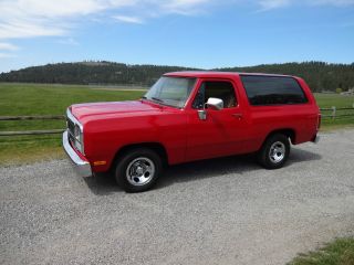1993 Ramcharger 2wd Cool photo