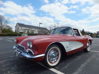 1961 Chevrolet Corvette Roadster Convertible Numbers Matching Rare photo