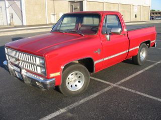 1982 Silverado Shortbox,  454 Bb Fully Loaded With Ac,  Cruise And Pw,  Rust photo