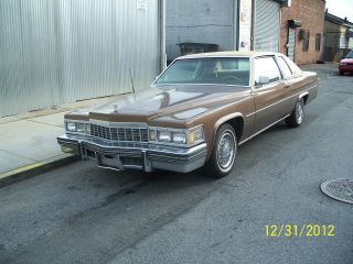 1977 Coupe Deville In / Out 425 V8 Needs Tlc Runs / Drives photo