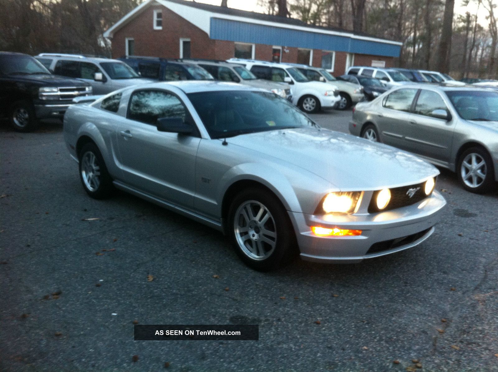 2005 Ford mustang gt coupe gas mileage #2