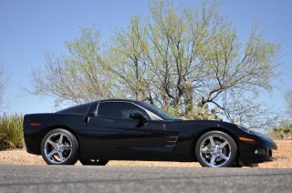 2005 Chevrolet Corvette Base Coupe 2 - Door 6.  0l photo