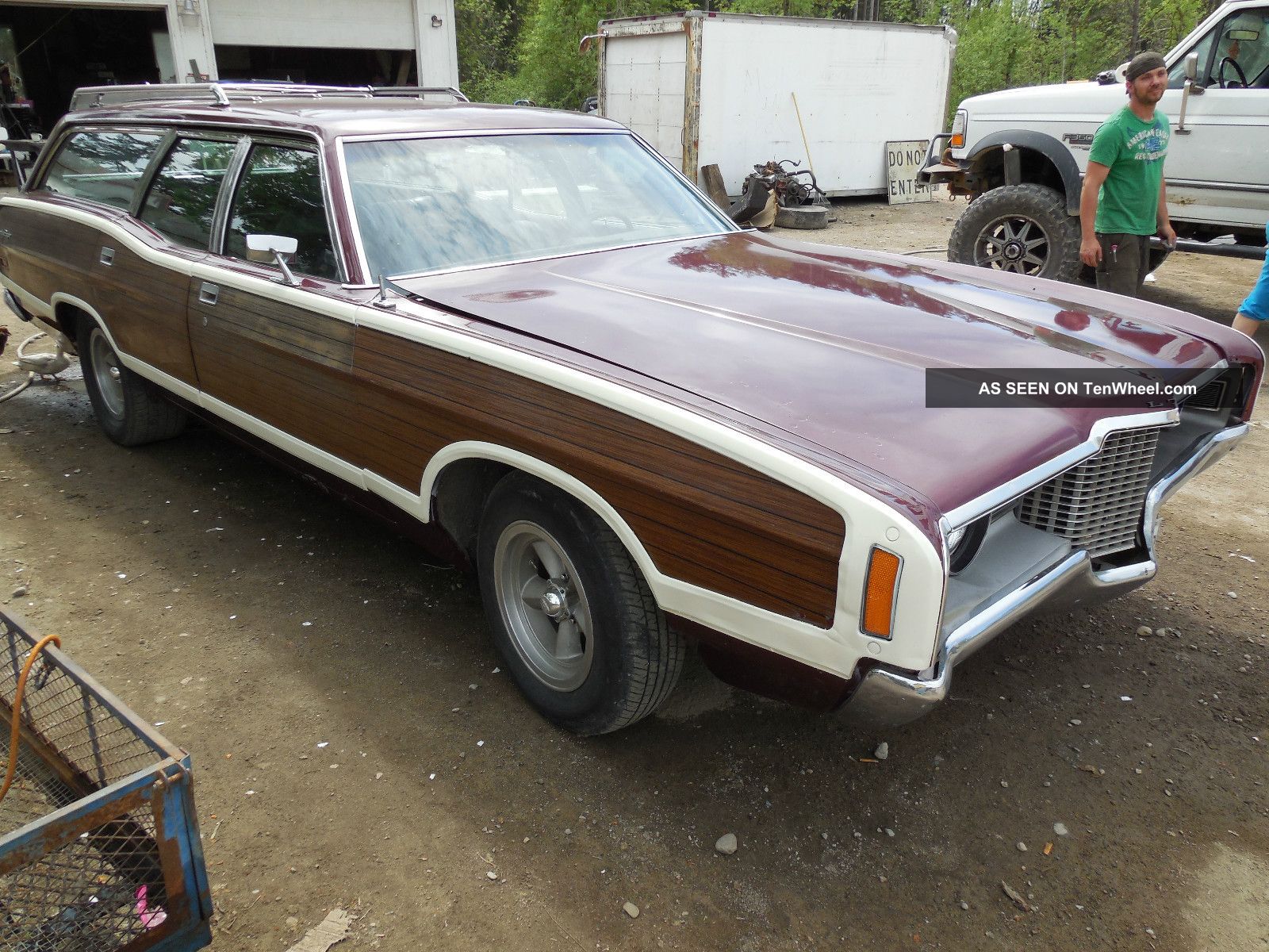 1971 Ford country squire station wagon #1