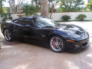 Flawless 2006 Chevrolet Corvette Z06 Coupe 2 - Door 7.  0l photo