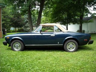 1982 Fiat Spider 2000 - Socalif Imported Car - Straight And Solid photo