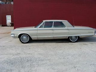 1965 Chrysler Yorker photo