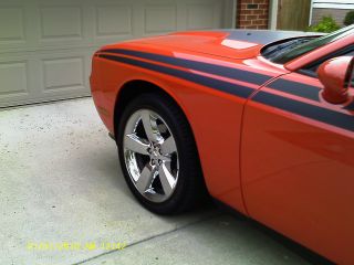 2010 Dodge Challenger R / T Coupe 2 - Door 5.  7l photo