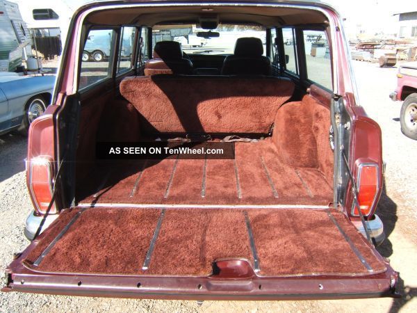 1991 Jeep Grand Wagoneer Base Sport Utility 4 - Door 5.  9l Wagoneer photo