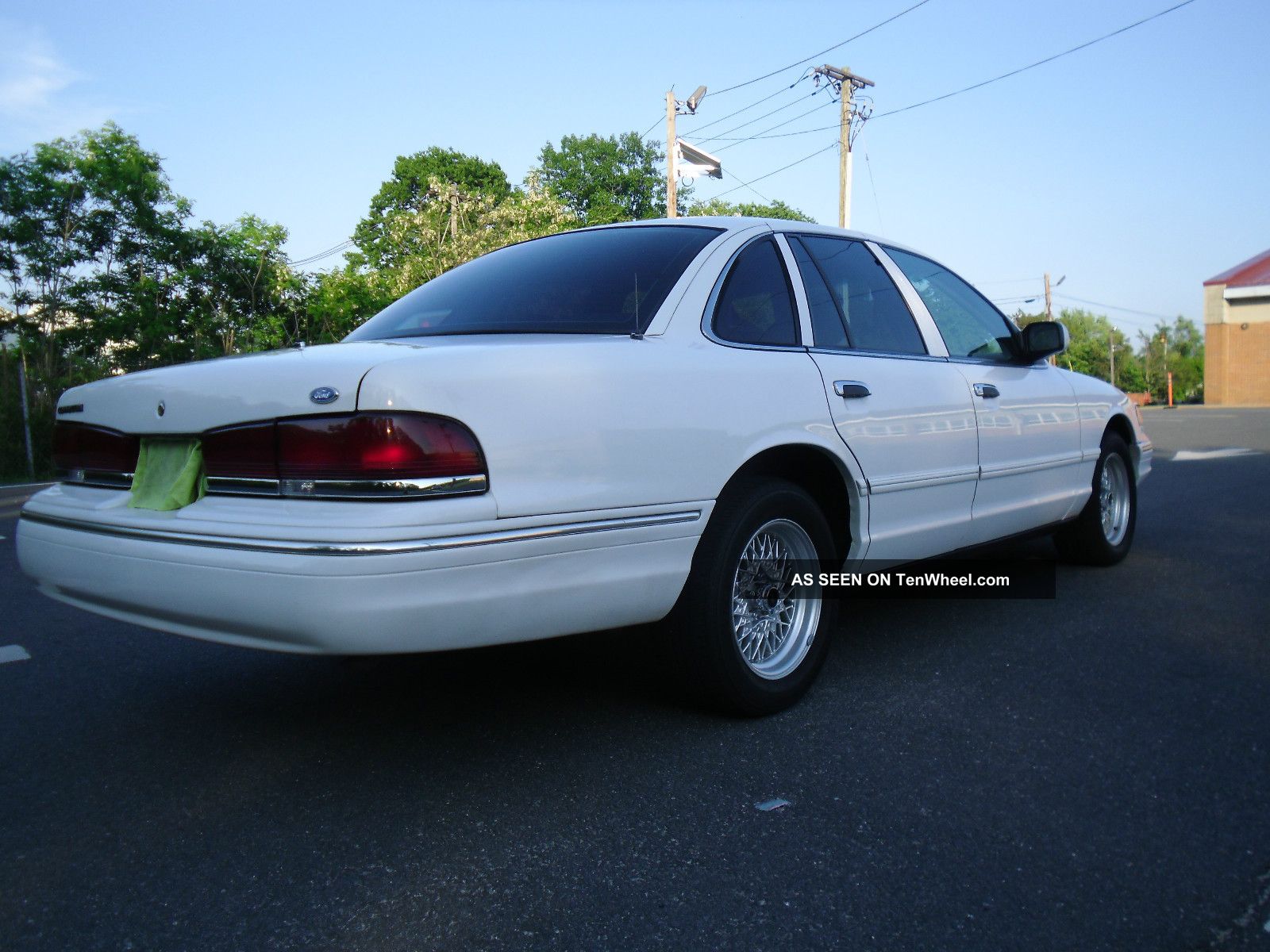 1996 Ford crown victoria mods