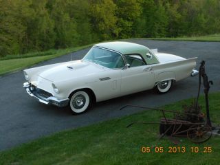 1957 Thunderbird,  Rare Willow Green / Colonial White,  Loaded With Options Ca.  Car photo