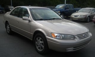 1999 Toyota Camry Le 6 Cyl.  3.  0l Just Detailed,  Good To Go Runs Strong Good Deal photo
