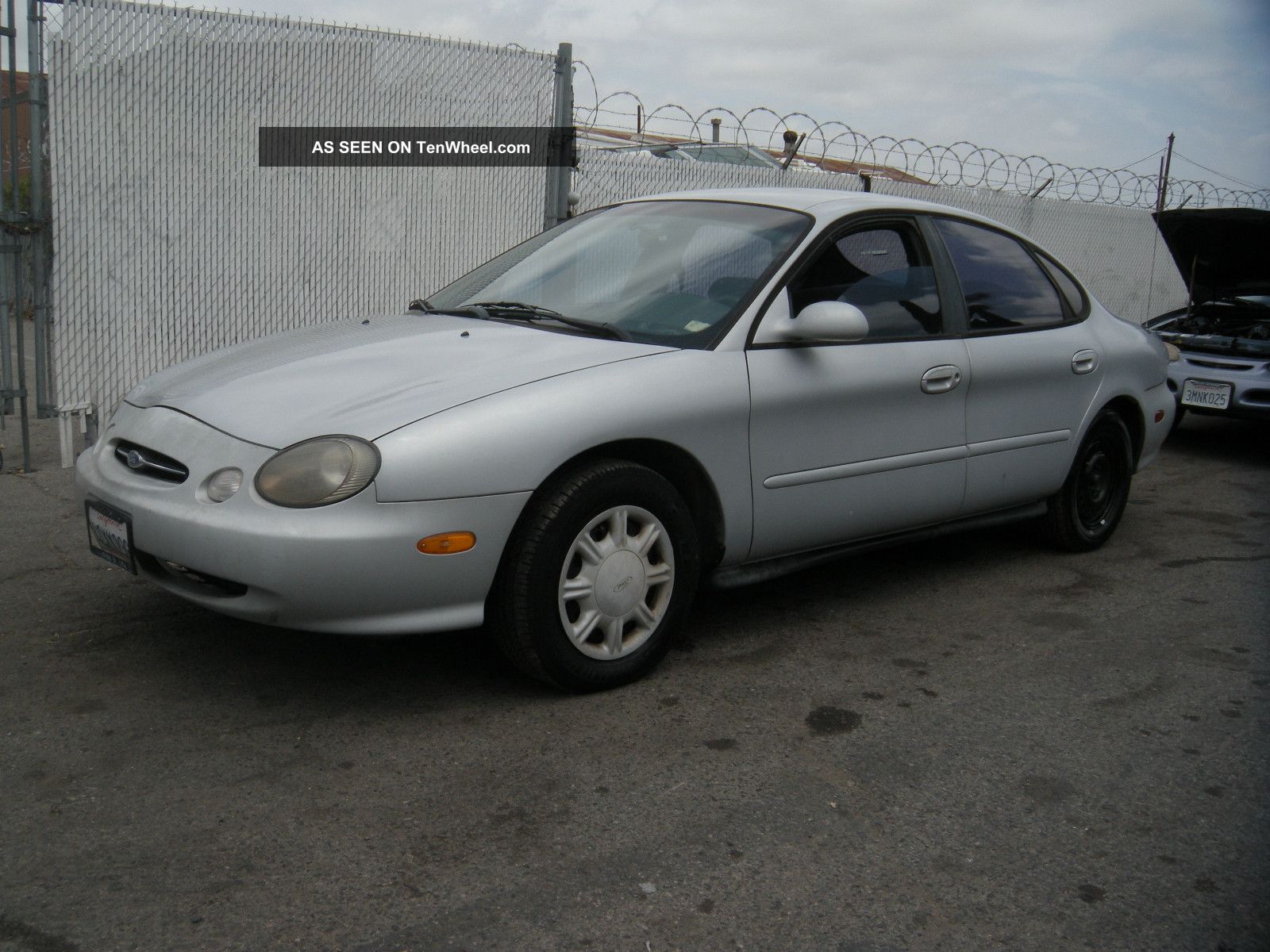 1998 Ford taurus wheel base #6