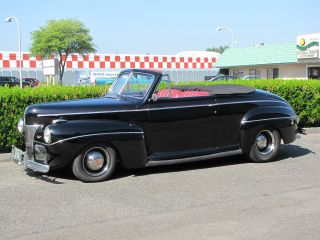 1941 Ford Deluxe Convertible photo