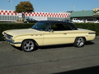 1962 Buick Skylark 2 Door Hardtop photo