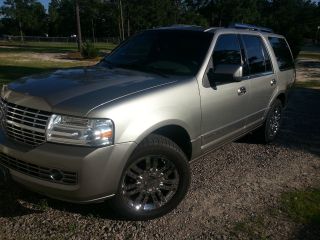 2008 Lincoln Navigator Limited Edition Loaded photo