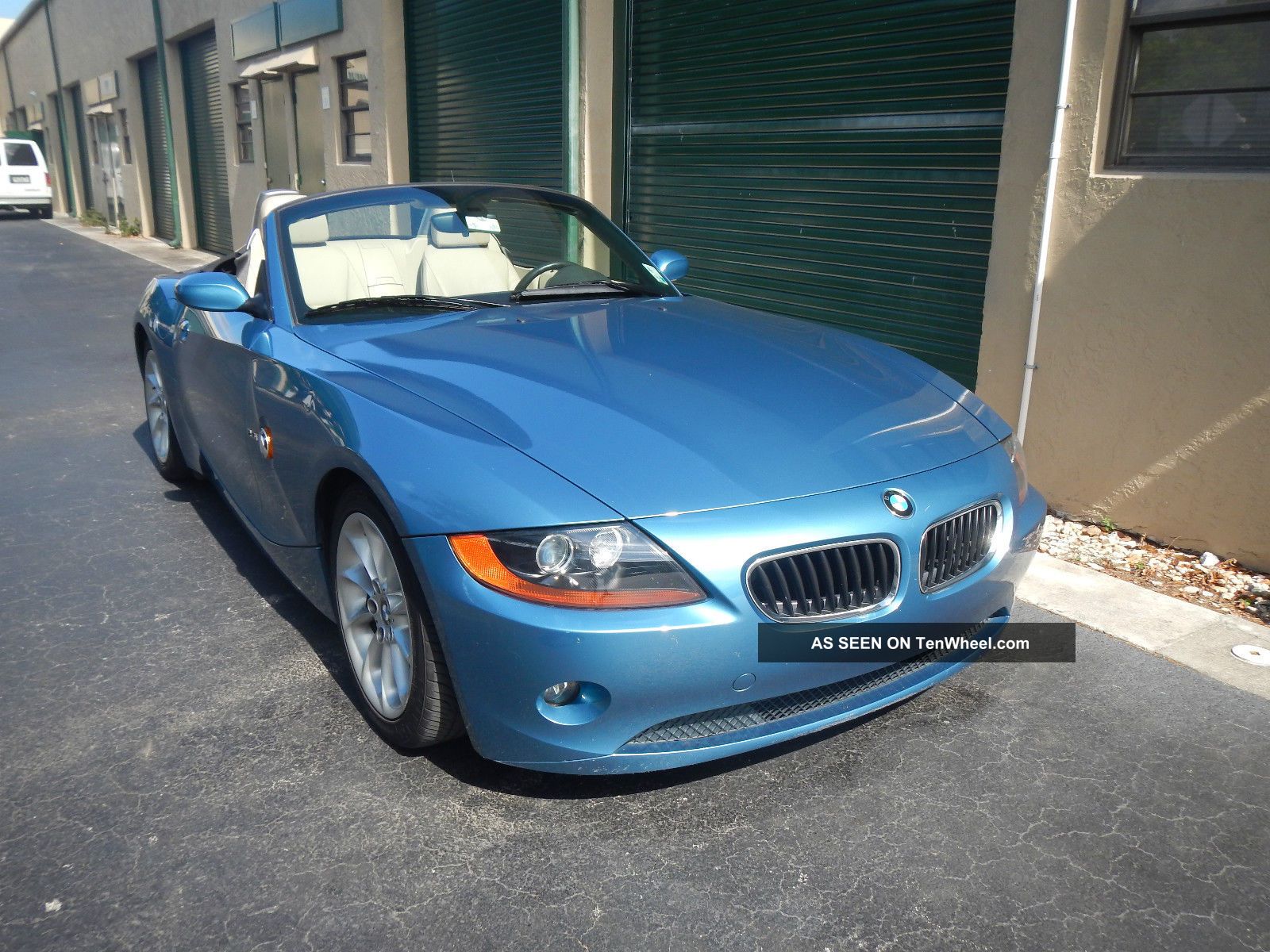2004 Bmw Z4 2. 5i Convertible 2 - Door 2. 5l