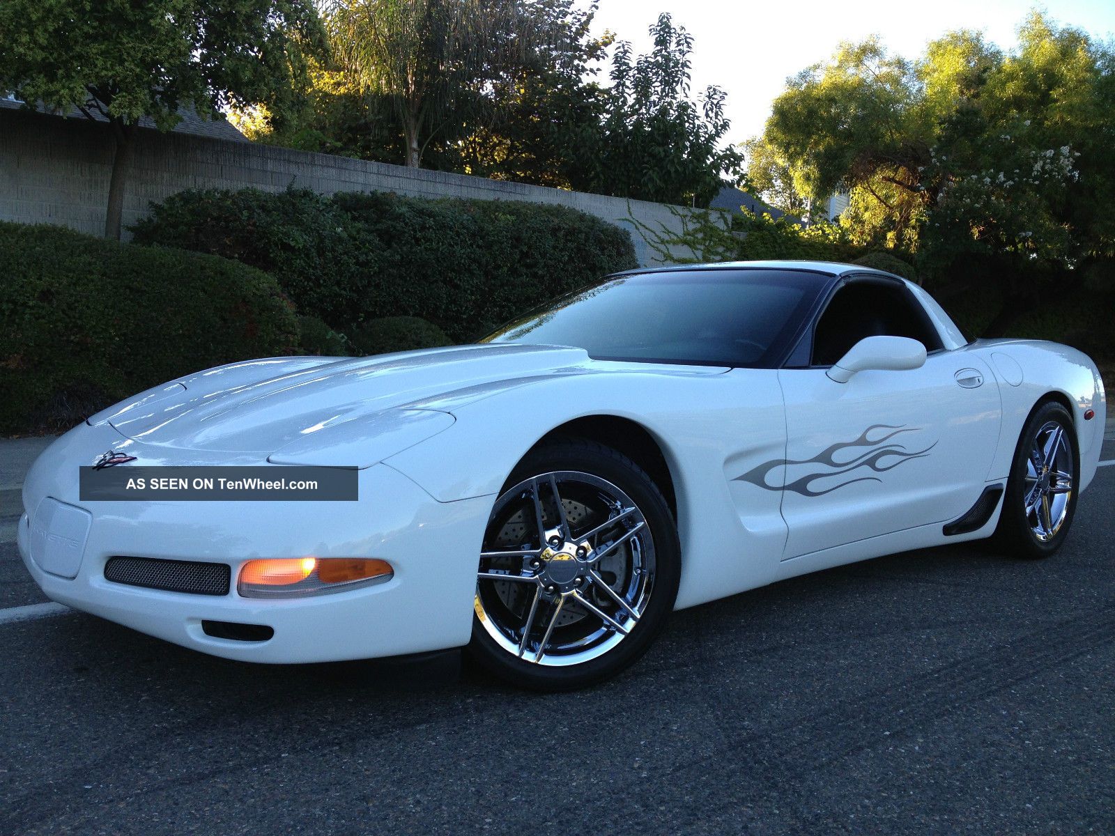 1997 Chevrolet Corvette C5 Base Coupe 2 - Door 5. 7l