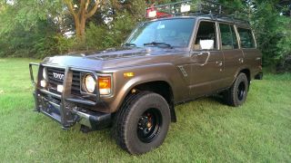 1985 Toyota Land Cruiser Base Sport Utility 4 - Door 4.  2l photo
