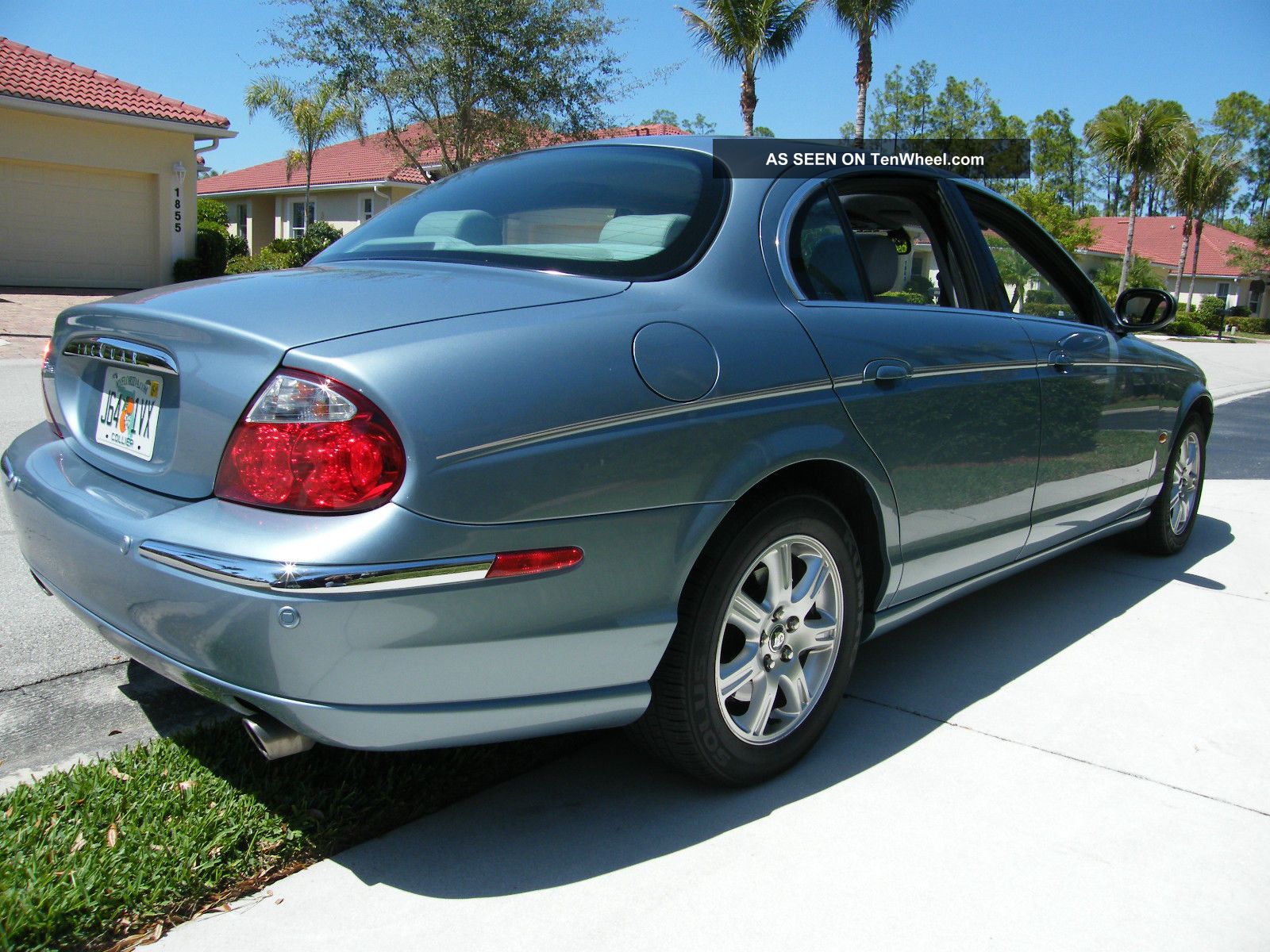 2003 Jaguar S - Type Base Sedan 4 - Door 3. 0l