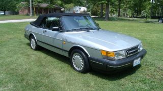 1987 Saab 900 Turbo 5 - Speed Convertible Power Top With Toneau Cover photo