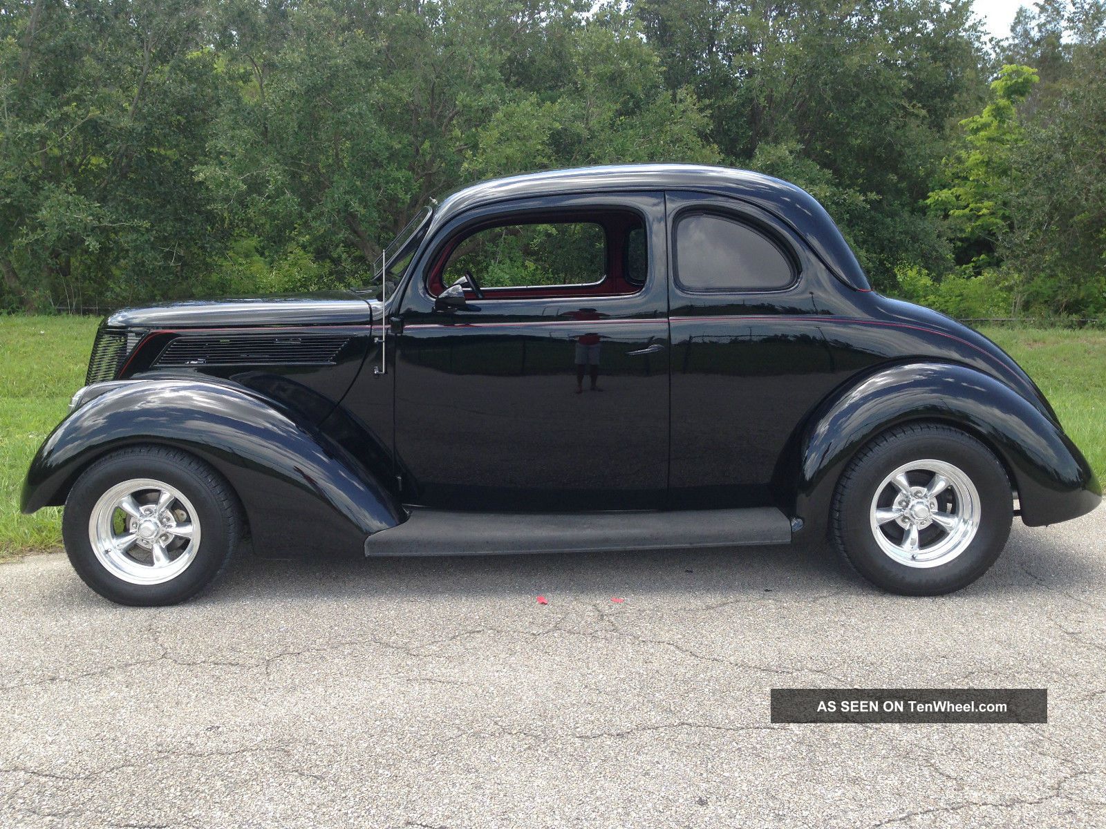 1937 Ford sedan #5