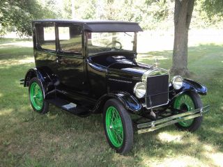 1927 Ford Model T Tudor Numbers Matching Runs And Drives Beautifully photo