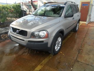 2004 Volvo Xc90 2.  5t Suv 4 - Door 2.  5l,  Automatic,  Turbocharged,  No Accidents photo