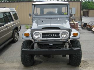 1970 Fj40 Jeep Silver photo