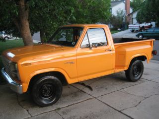 1980 Ford F - 100,  4.  9l,  Clifford Equipped,  Inliner Convention Special photo