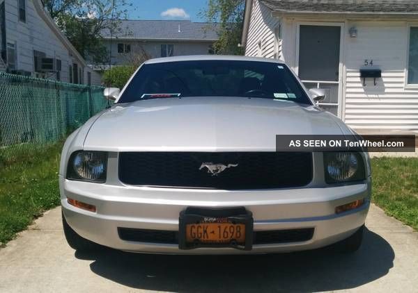 2007 Ford Mustang Base Coupe 2 - Door 4.  0l Mustang photo