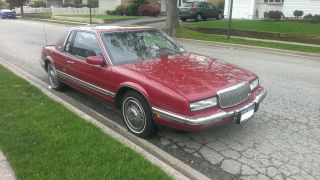 Classic 1990 Buick Rivera 2 Door Coupe Immaculate Condition Car photo