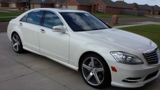 2010 Mercedes - Benz S550 Pre - Owned photo