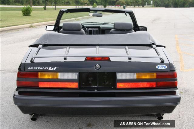 1986 Ford Mustang Gt Convertible 302 V8 Black,  26,  300 Mi.  Near Perfect Mustang photo