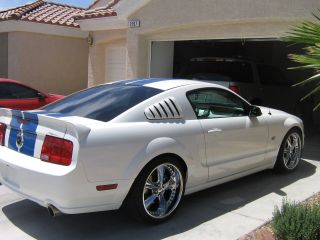2006 Ford Mustang Gt Coupe Deluxe With California Concepts Body Kit photo