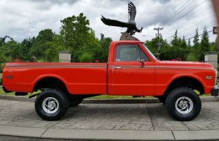 1969 Chevrolet C - 10 4x4 Lond Bed Pick Up Lifted photo